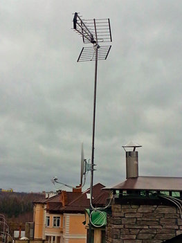 Установка антенн на крыше